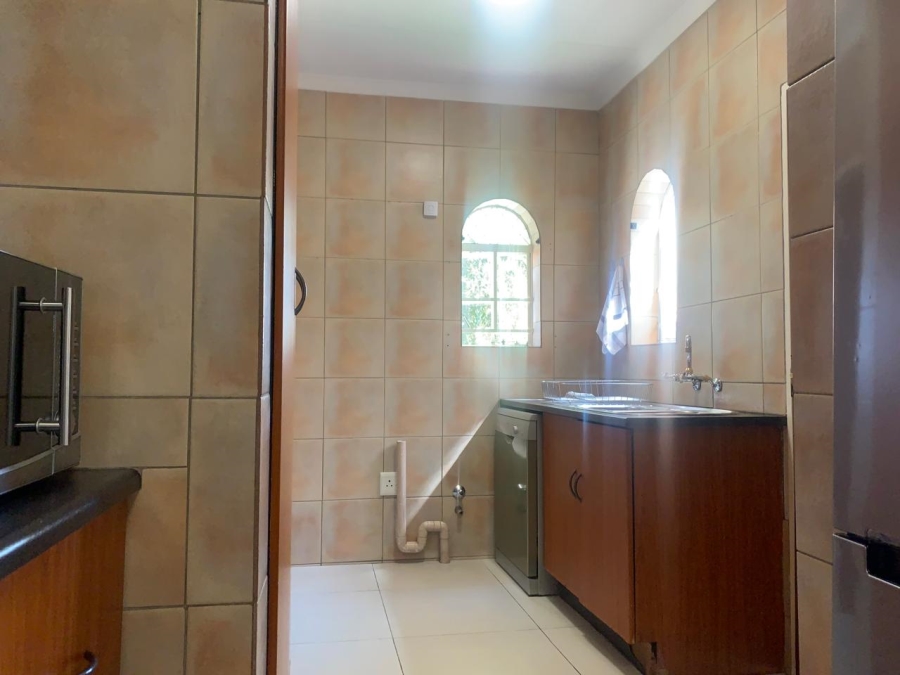 3 Bedroom Property for Sale in Glen Erasmia Gauteng