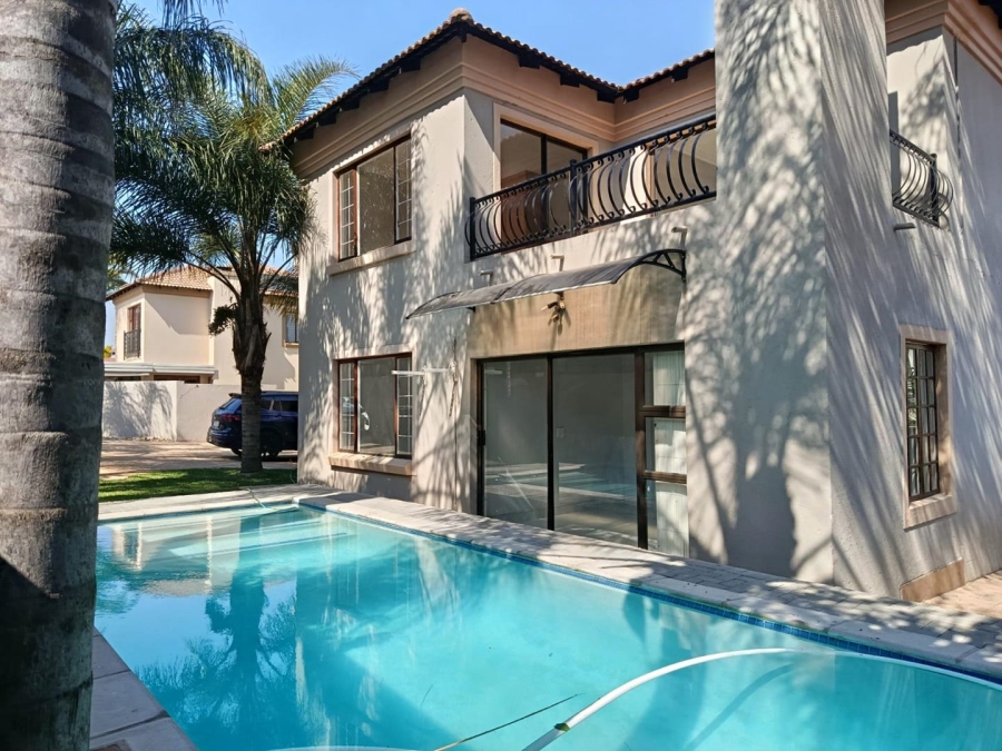 4 Bedroom Property for Sale in Amberfield Gauteng