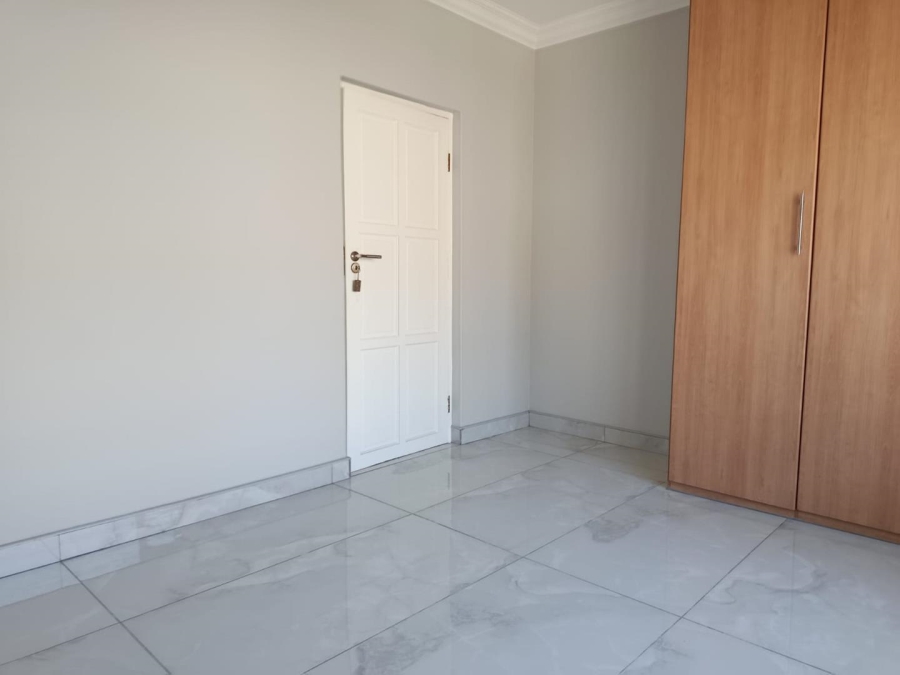 4 Bedroom Property for Sale in Amberfield Gauteng