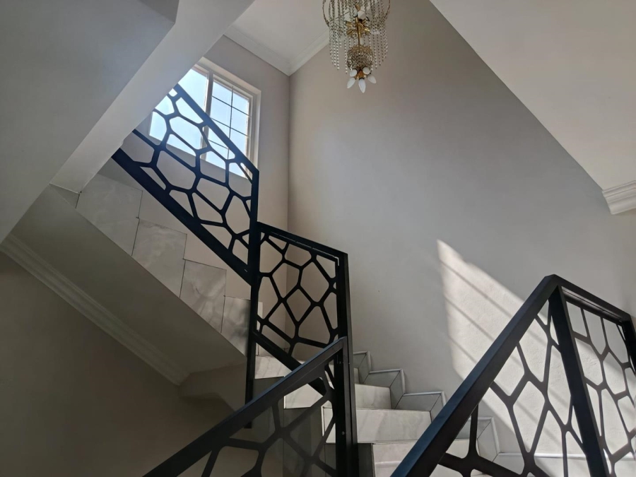 4 Bedroom Property for Sale in Amberfield Gauteng