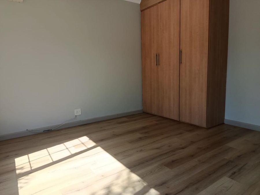 4 Bedroom Property for Sale in Amberfield Gauteng