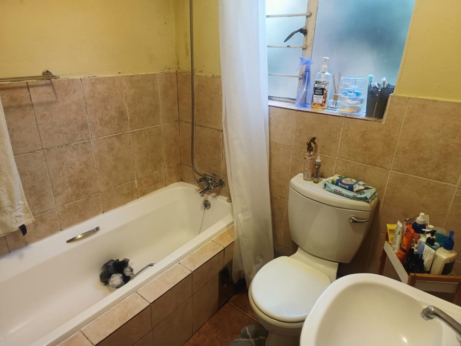 1 Bedroom Property for Sale in Clubview Gauteng