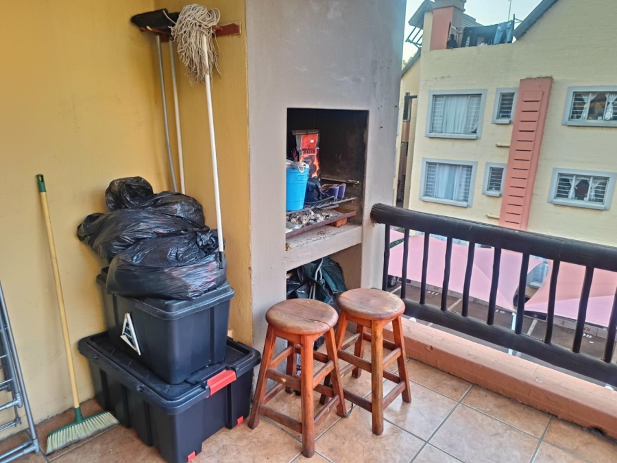 1 Bedroom Property for Sale in Clubview Gauteng
