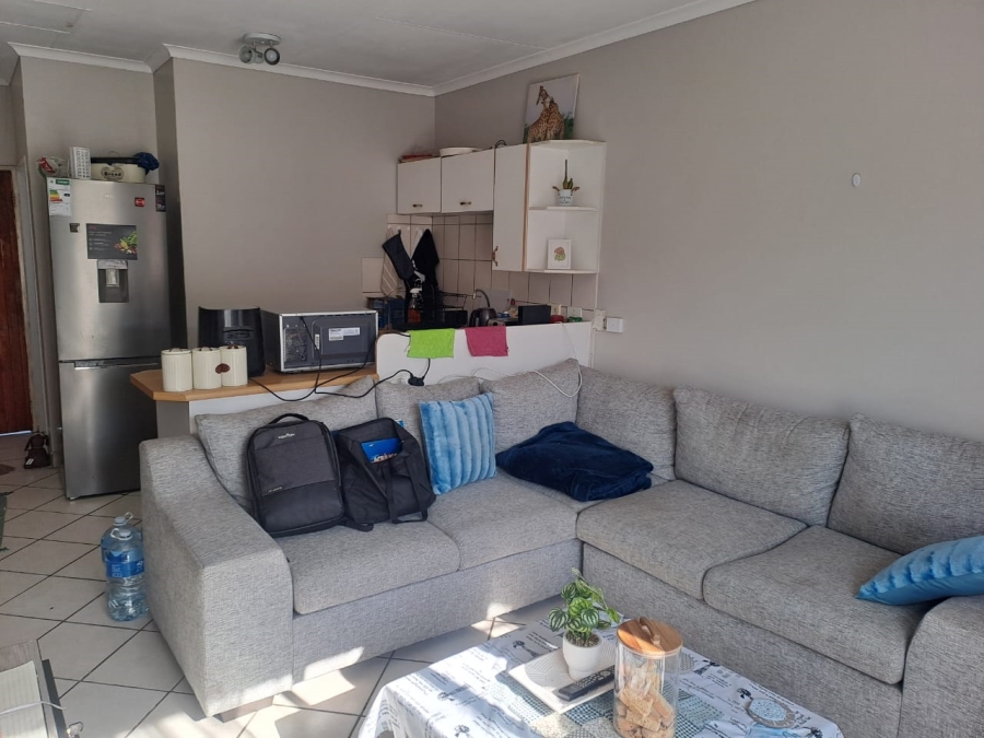 1 Bedroom Property for Sale in Highveld Gauteng