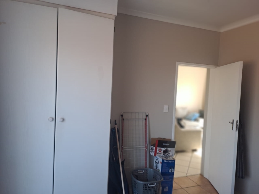 1 Bedroom Property for Sale in Highveld Gauteng