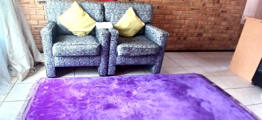 2 Bedroom Property for Sale in Finsbury Gauteng