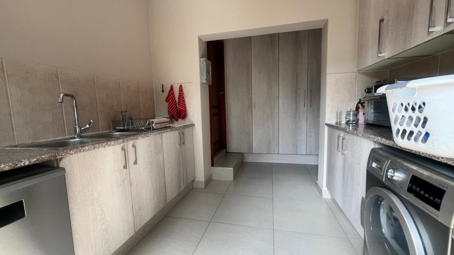 4 Bedroom Property for Sale in Walkerville Gauteng