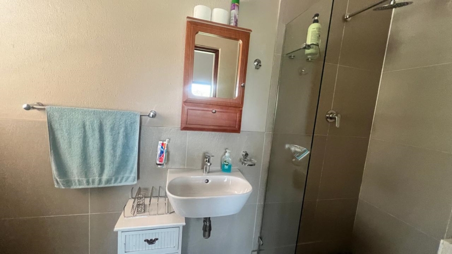 4 Bedroom Property for Sale in Walkerville Gauteng