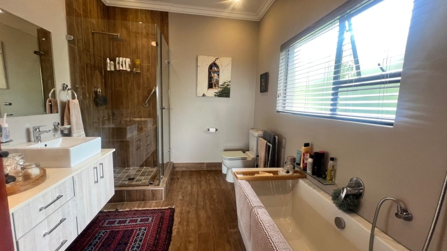 4 Bedroom Property for Sale in Walkerville Gauteng