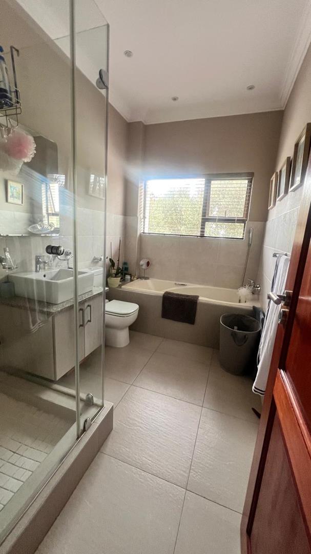 4 Bedroom Property for Sale in Walkerville Gauteng