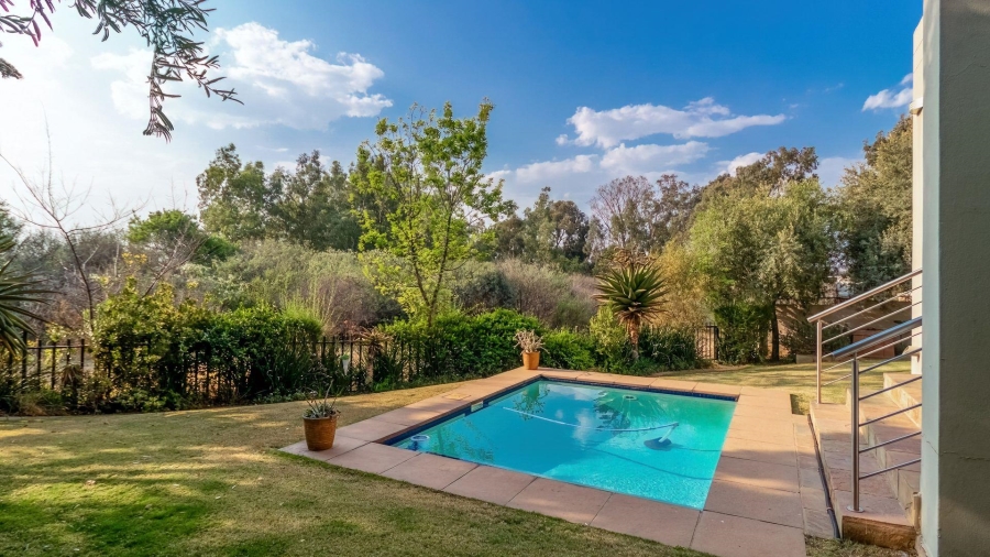 4 Bedroom Property for Sale in Eye of Africa Gauteng