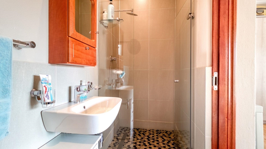 4 Bedroom Property for Sale in Eye of Africa Gauteng