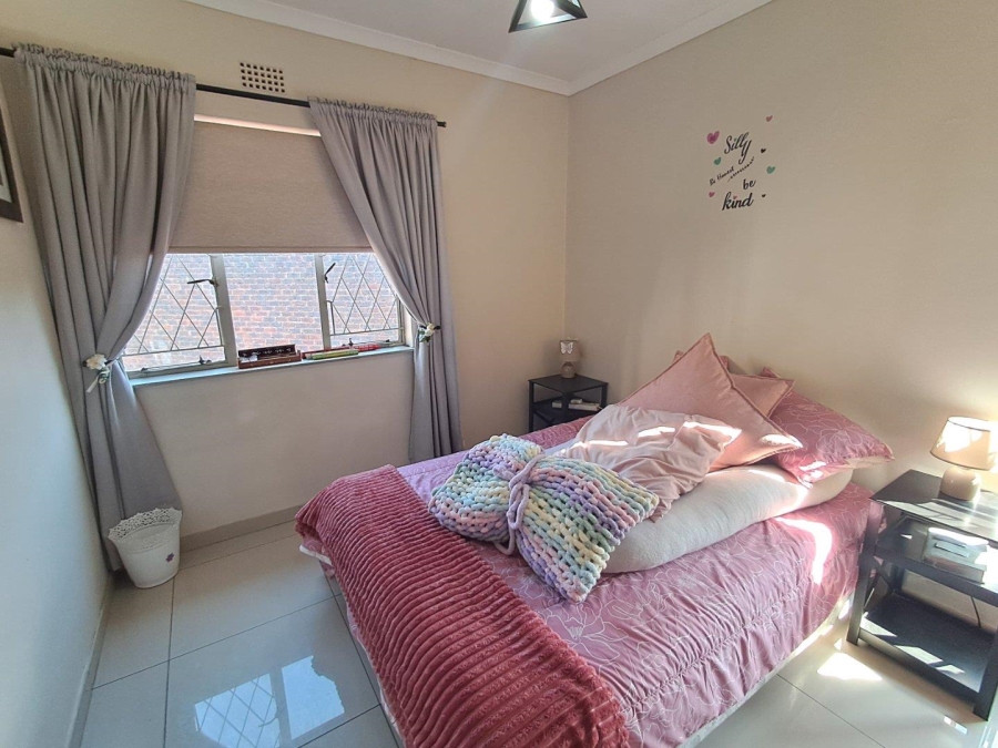3 Bedroom Property for Sale in Brackenhurst Gauteng