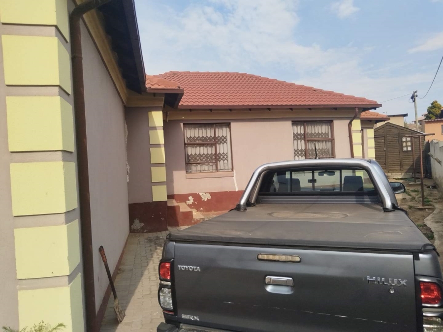 3 Bedroom Property for Sale in Olievenhoutbosch A H Gauteng