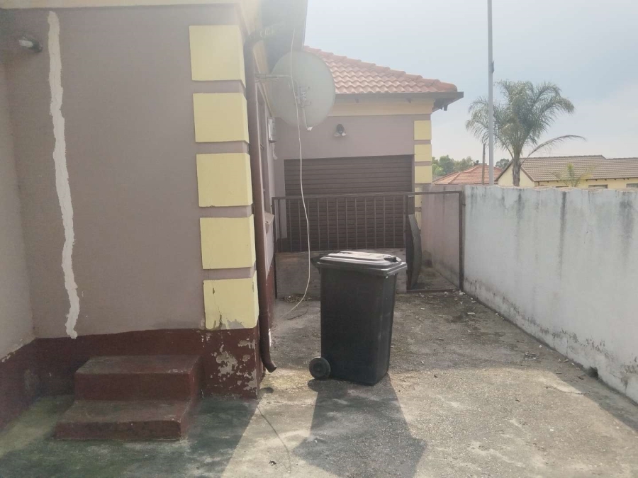 3 Bedroom Property for Sale in Olievenhoutbosch A H Gauteng
