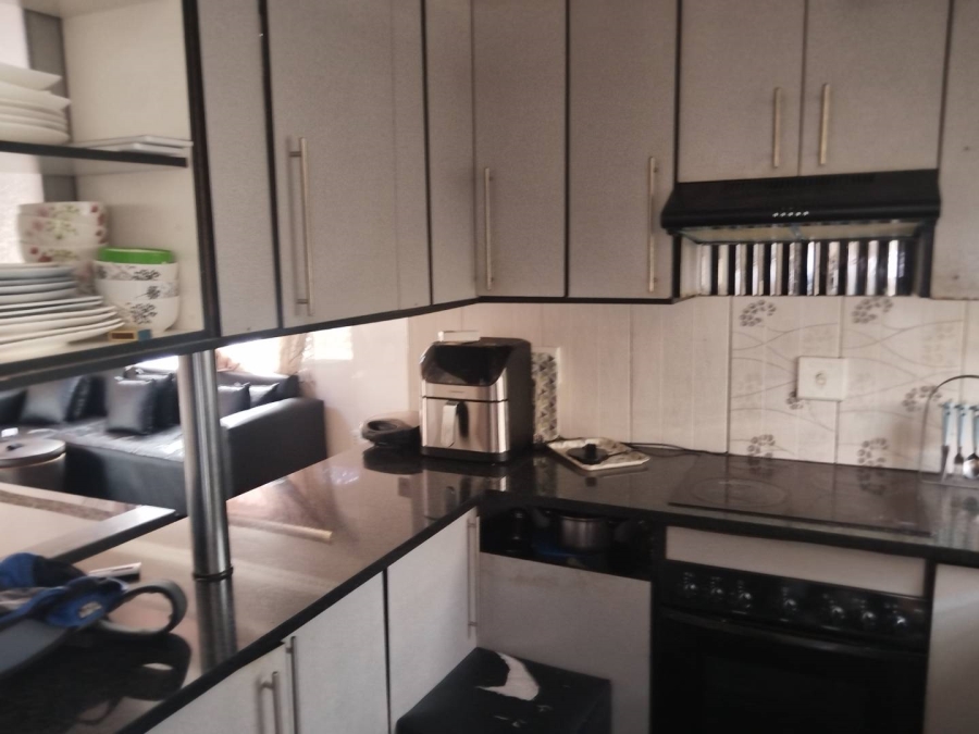 3 Bedroom Property for Sale in Olievenhoutbosch A H Gauteng
