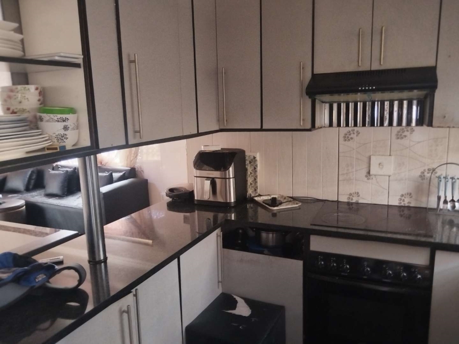 3 Bedroom Property for Sale in Olievenhoutbosch A H Gauteng