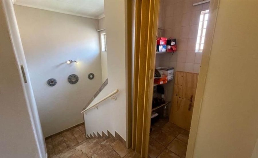 2 Bedroom Property for Sale in Weavind Park Gauteng