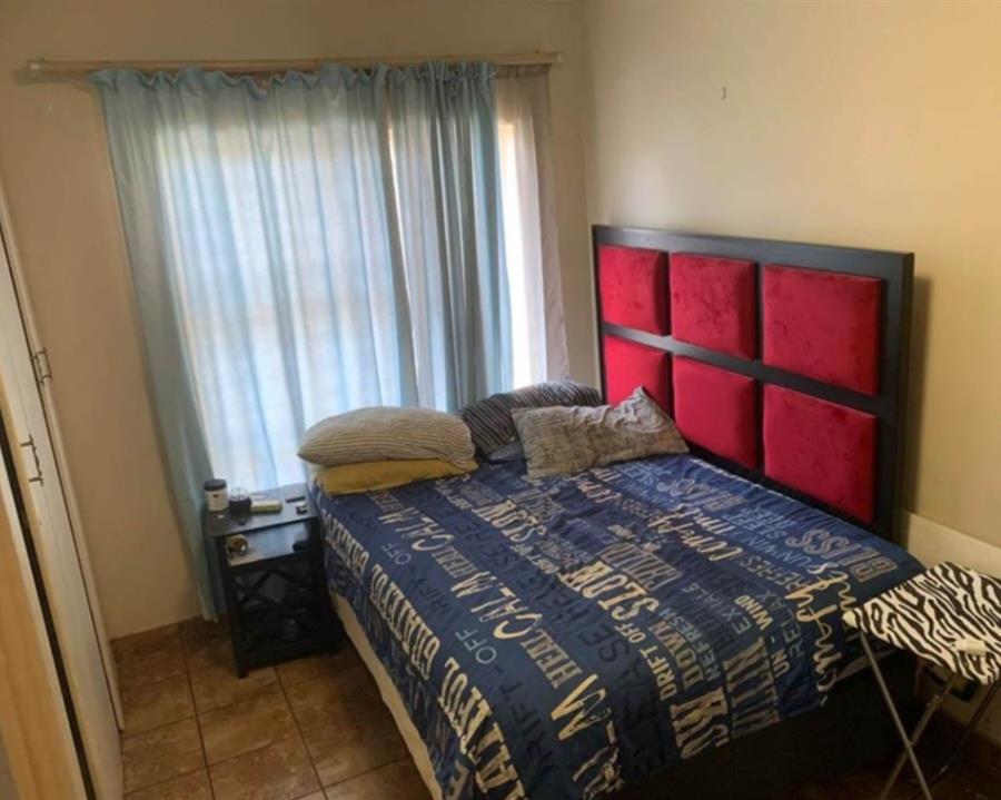 2 Bedroom Property for Sale in Weavind Park Gauteng
