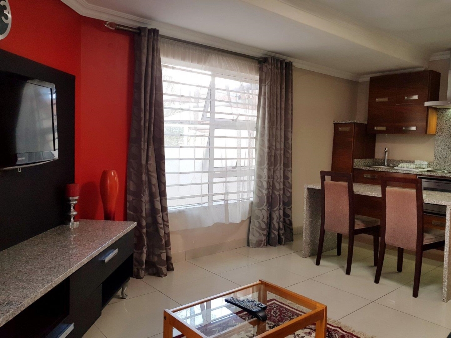 To Let 1 Bedroom Property for Rent in Hurlingham Gauteng