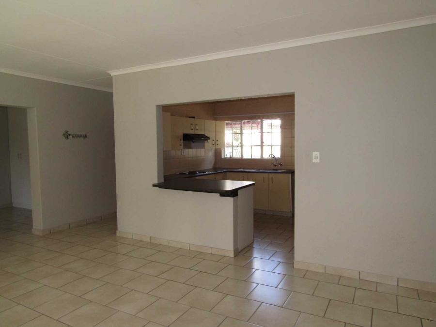2 Bedroom Property for Sale in Helderkruin Gauteng
