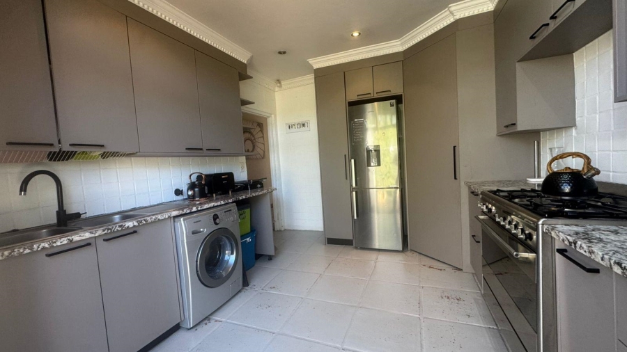 3 Bedroom Property for Sale in Parkhurst Gauteng