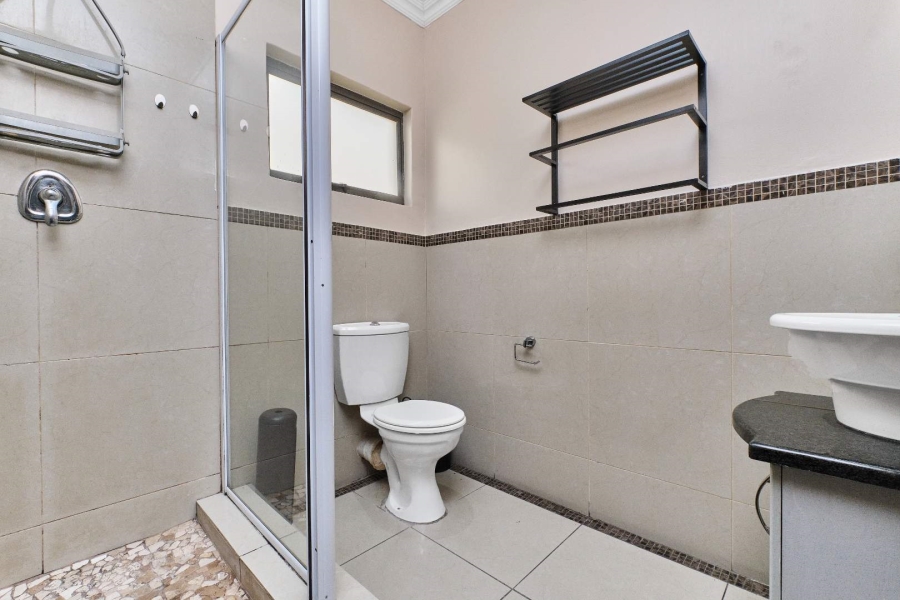 2 Bedroom Property for Sale in Little Falls Gauteng