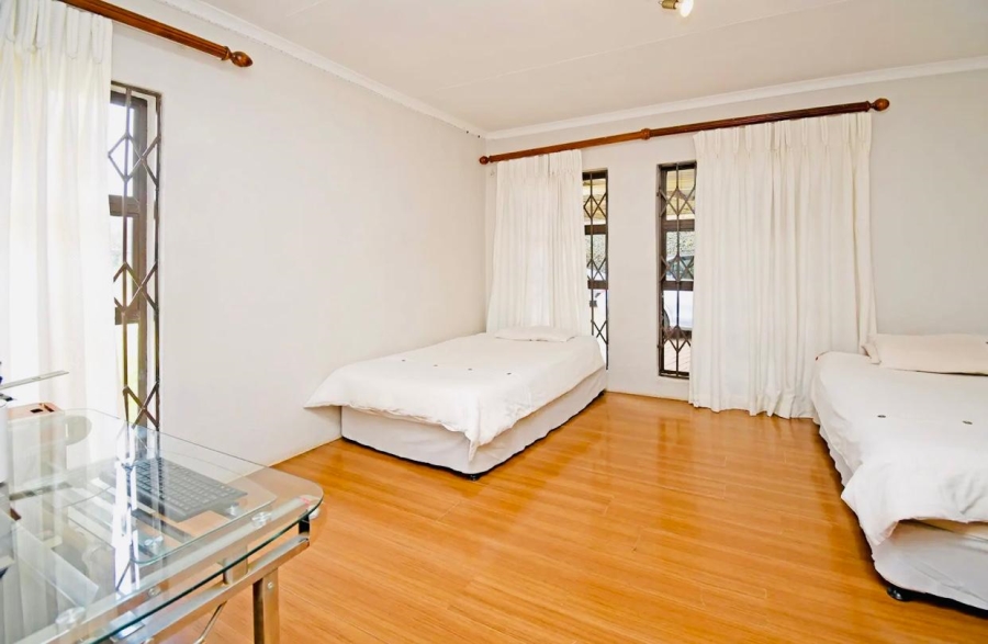 To Let 3 Bedroom Property for Rent in President Park Gauteng
