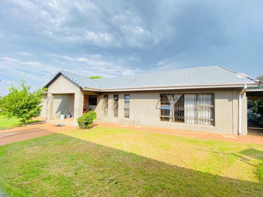 To Let 3 Bedroom Property for Rent in President Park Gauteng