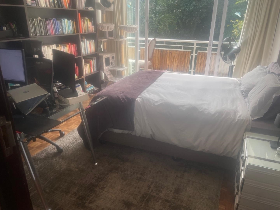 To Let 3 Bedroom Property for Rent in Sandhurst Gauteng