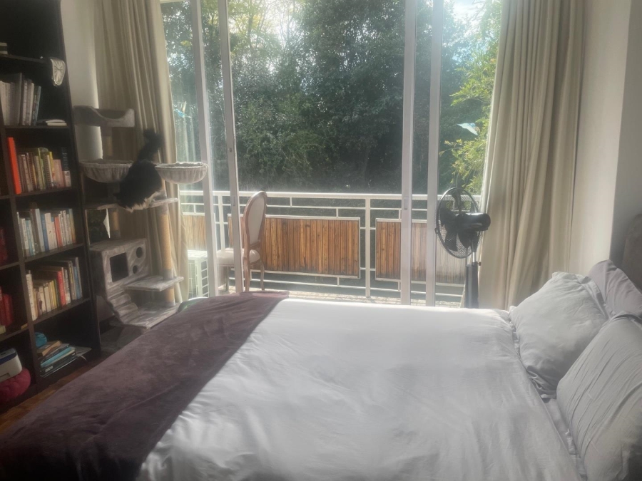 To Let 3 Bedroom Property for Rent in Sandhurst Gauteng