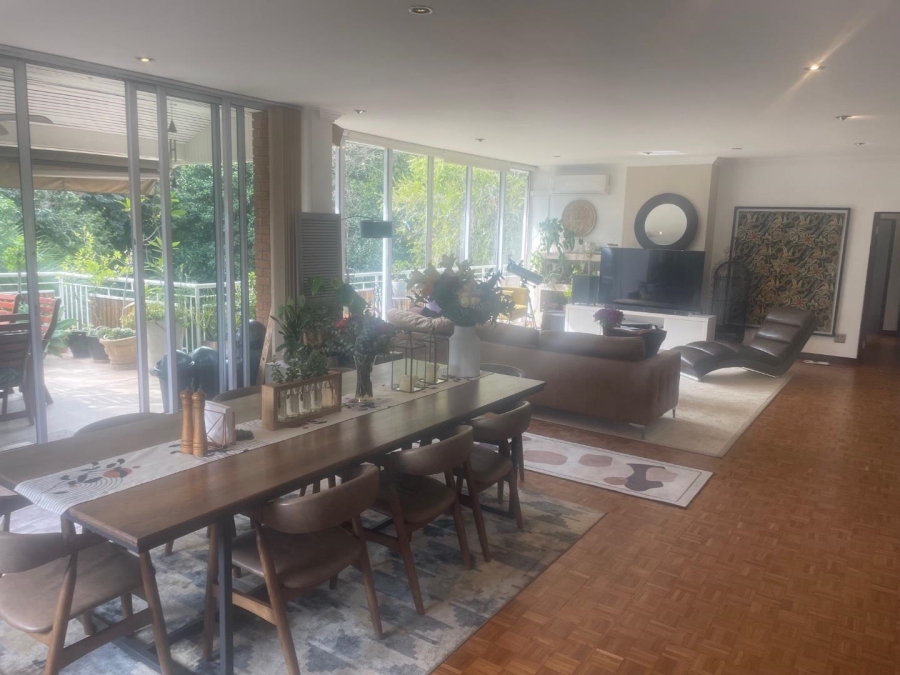 To Let 3 Bedroom Property for Rent in Sandhurst Gauteng