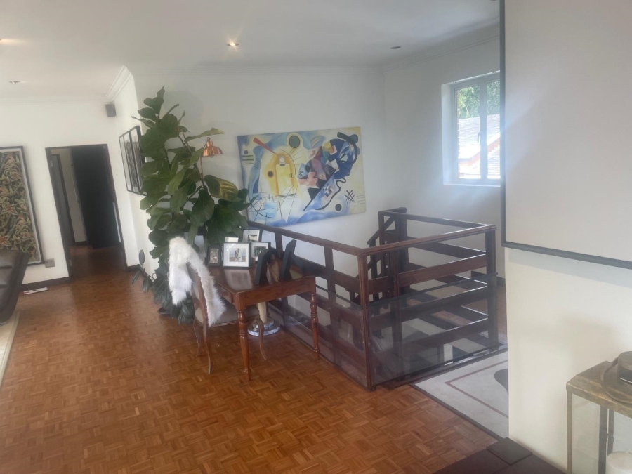 To Let 3 Bedroom Property for Rent in Sandhurst Gauteng