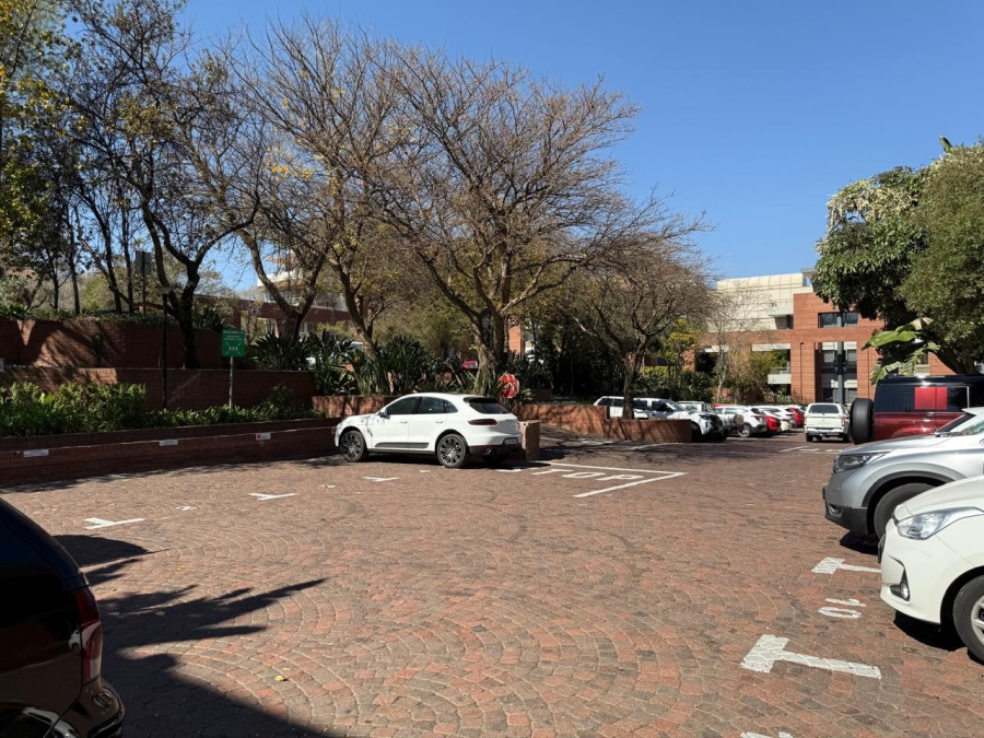 To Let commercial Property for Rent in Woodmead Gauteng