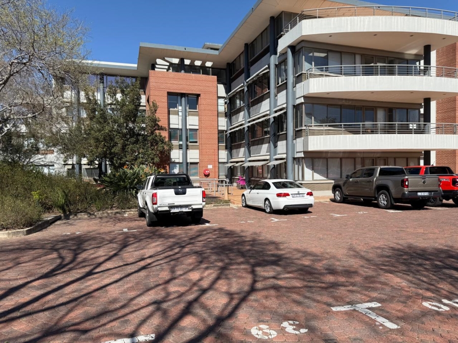 To Let commercial Property for Rent in Woodmead Gauteng