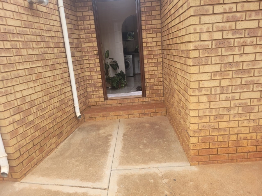 3 Bedroom Property for Sale in Clarina Gauteng