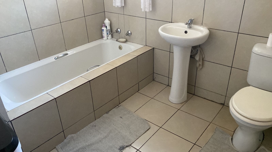 3 Bedroom Property for Sale in Elandspoort Gauteng