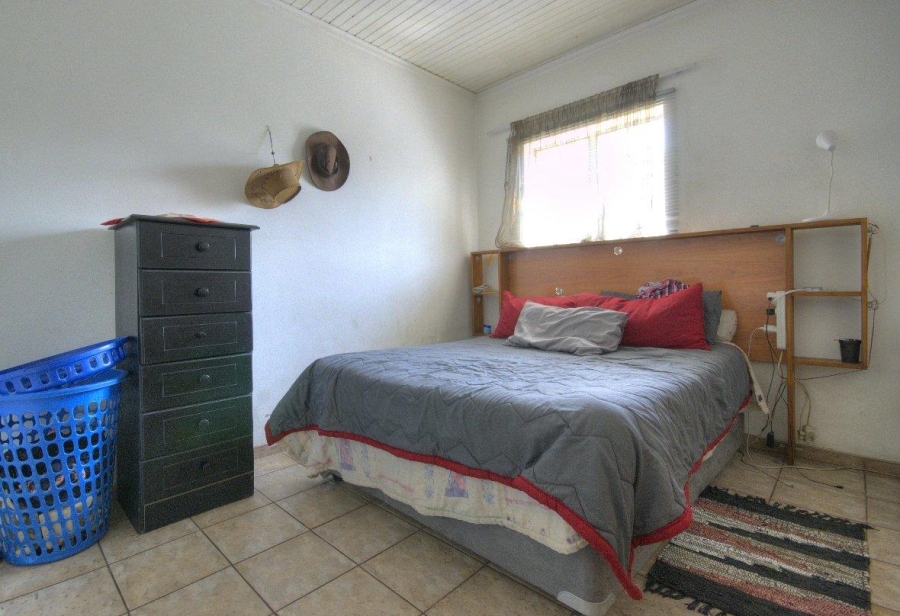 6 Bedroom Property for Sale in Brackendowns Gauteng