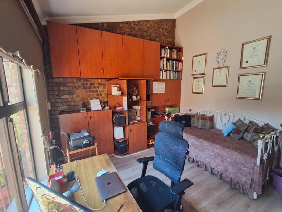 3 Bedroom Property for Sale in Bassonia Gauteng