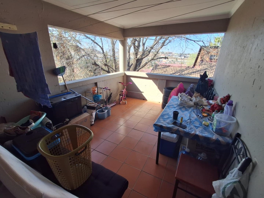 2 Bedroom Property for Sale in Oakdene Gauteng