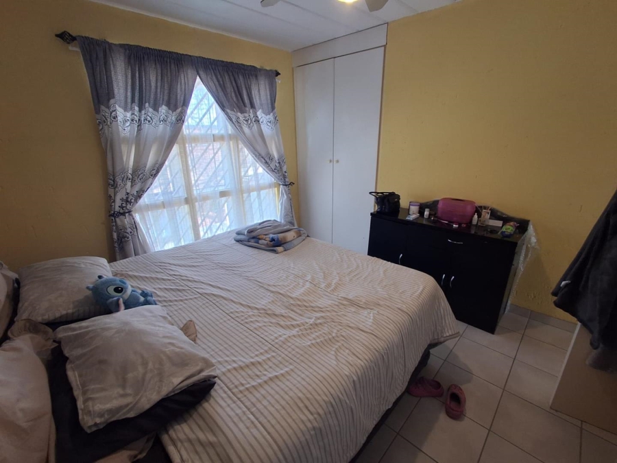 2 Bedroom Property for Sale in Oakdene Gauteng
