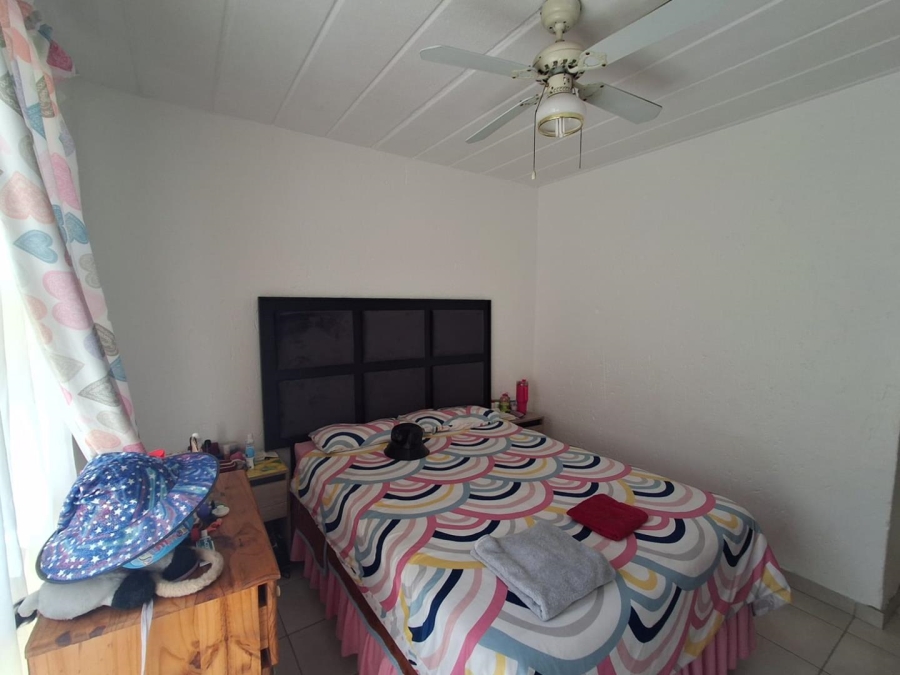 2 Bedroom Property for Sale in Oakdene Gauteng