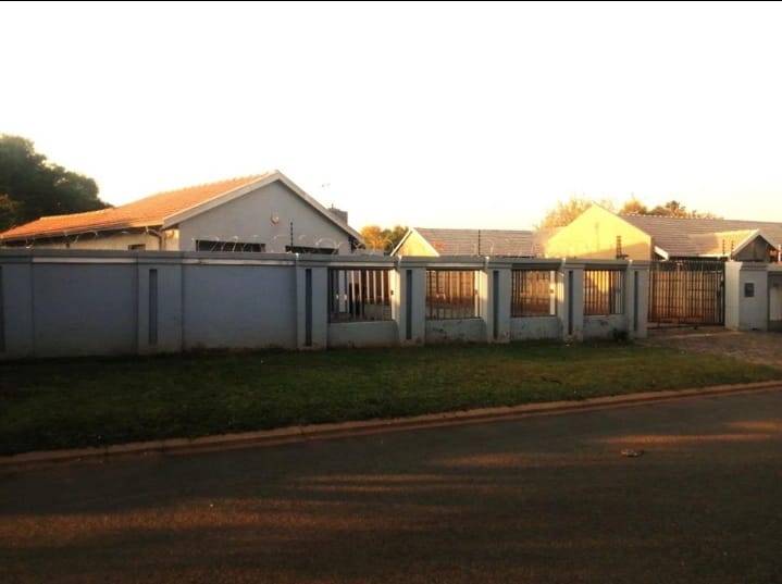3 Bedroom Property for Sale in Mayberry Park Gauteng
