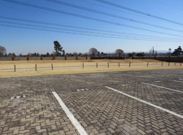 2 Bedroom Property for Sale in Albertsdal Gauteng
