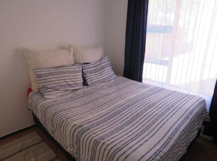 2 Bedroom Property for Sale in Albertsdal Gauteng