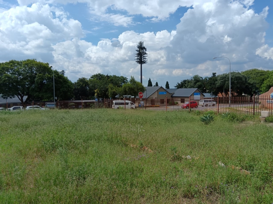 0 Bedroom Property for Sale in Eldoraigne Gauteng