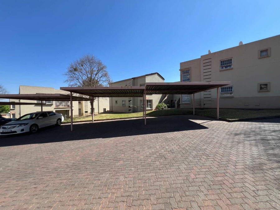 2 Bedroom Property for Sale in Rembrandt Park Gauteng