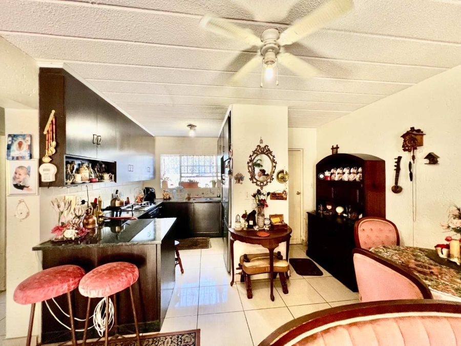 2 Bedroom Property for Sale in Rembrandt Park Gauteng