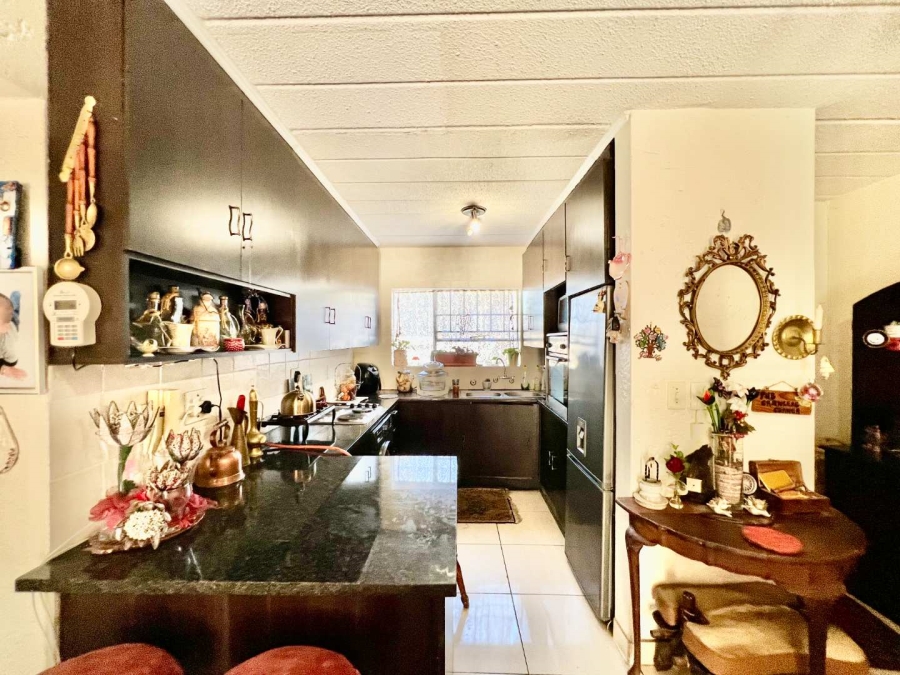 2 Bedroom Property for Sale in Rembrandt Park Gauteng