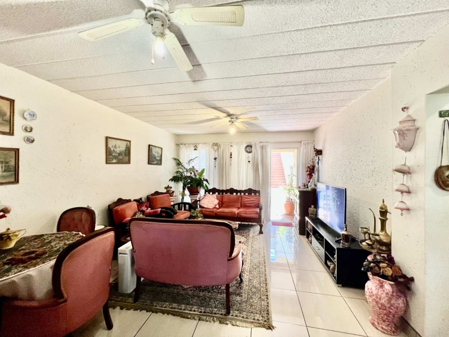 2 Bedroom Property for Sale in Rembrandt Park Gauteng